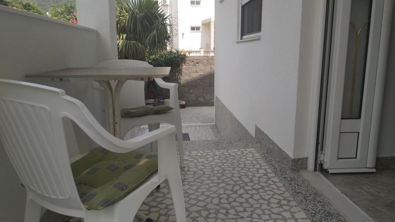 Apartmani Scepanovic 苏托莫雷 外观 照片