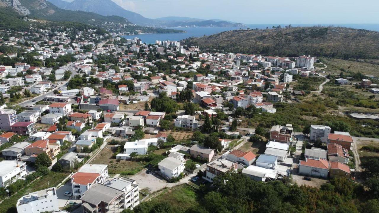 Apartmani Scepanovic 苏托莫雷 外观 照片