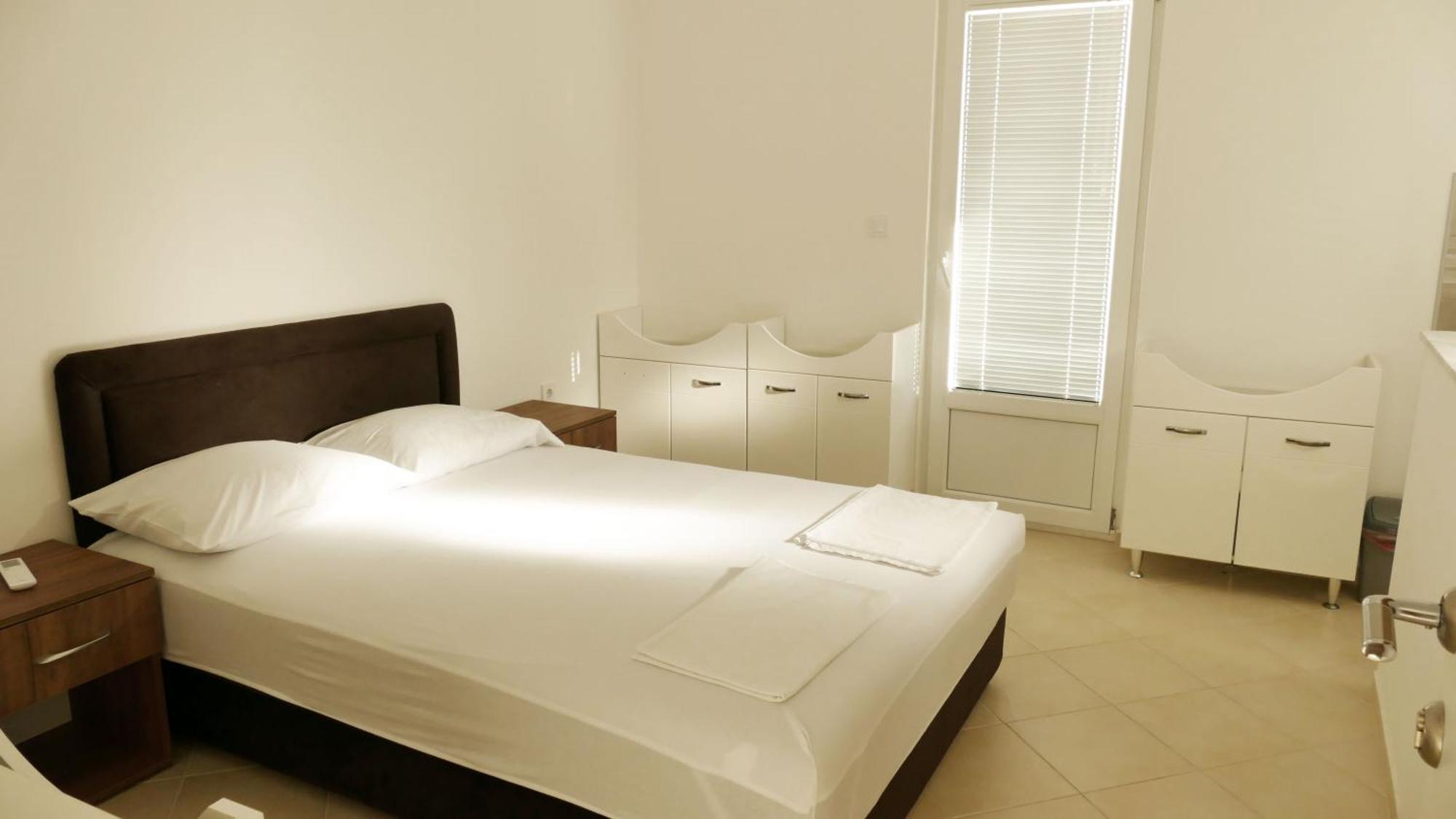 Apartmani Scepanovic 苏托莫雷 外观 照片